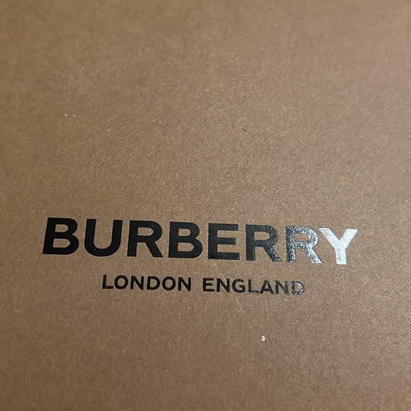 Pale blue low top sneakers - Picture 5 of 5